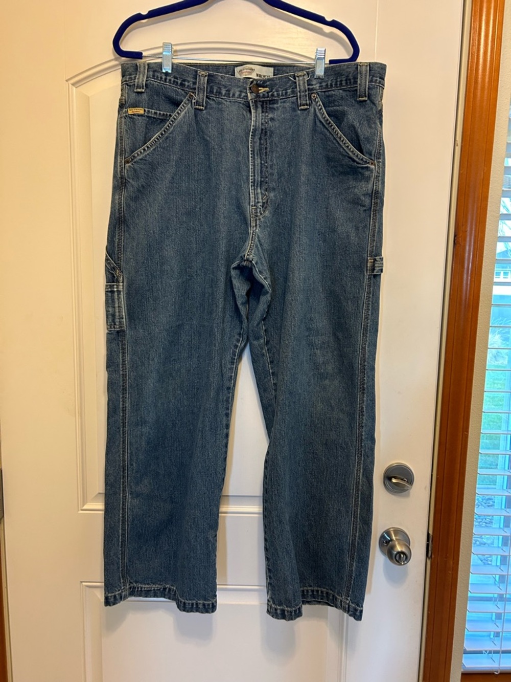 Relaxed Fit Men's Carpenter Jeans in Classic Blue